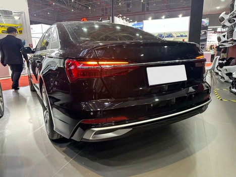 AUDI A6 12-18(C7) İÇİN C8 FACELİFT BODY KİT (AFL OLMAYAN ARAÇLAR İÇİN)